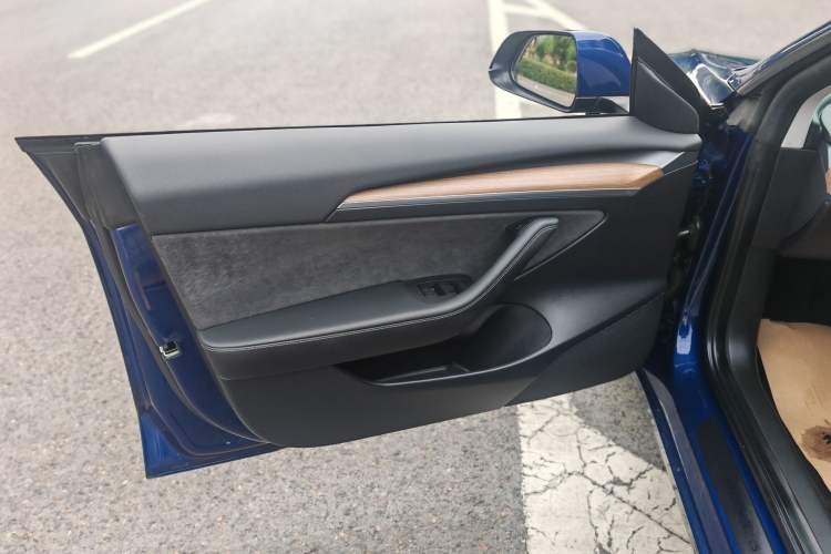 Used Tesla Model 3 2021 Standard Range Rear-Drive Upgraded Version Interior 7