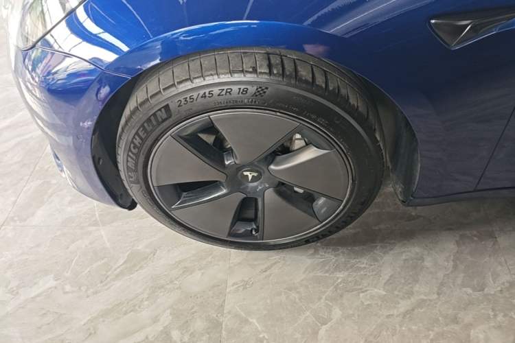 Used Tesla Model 3 2021 Standard Range Rear-Drive Upgraded Version Left Front Wheel Hub