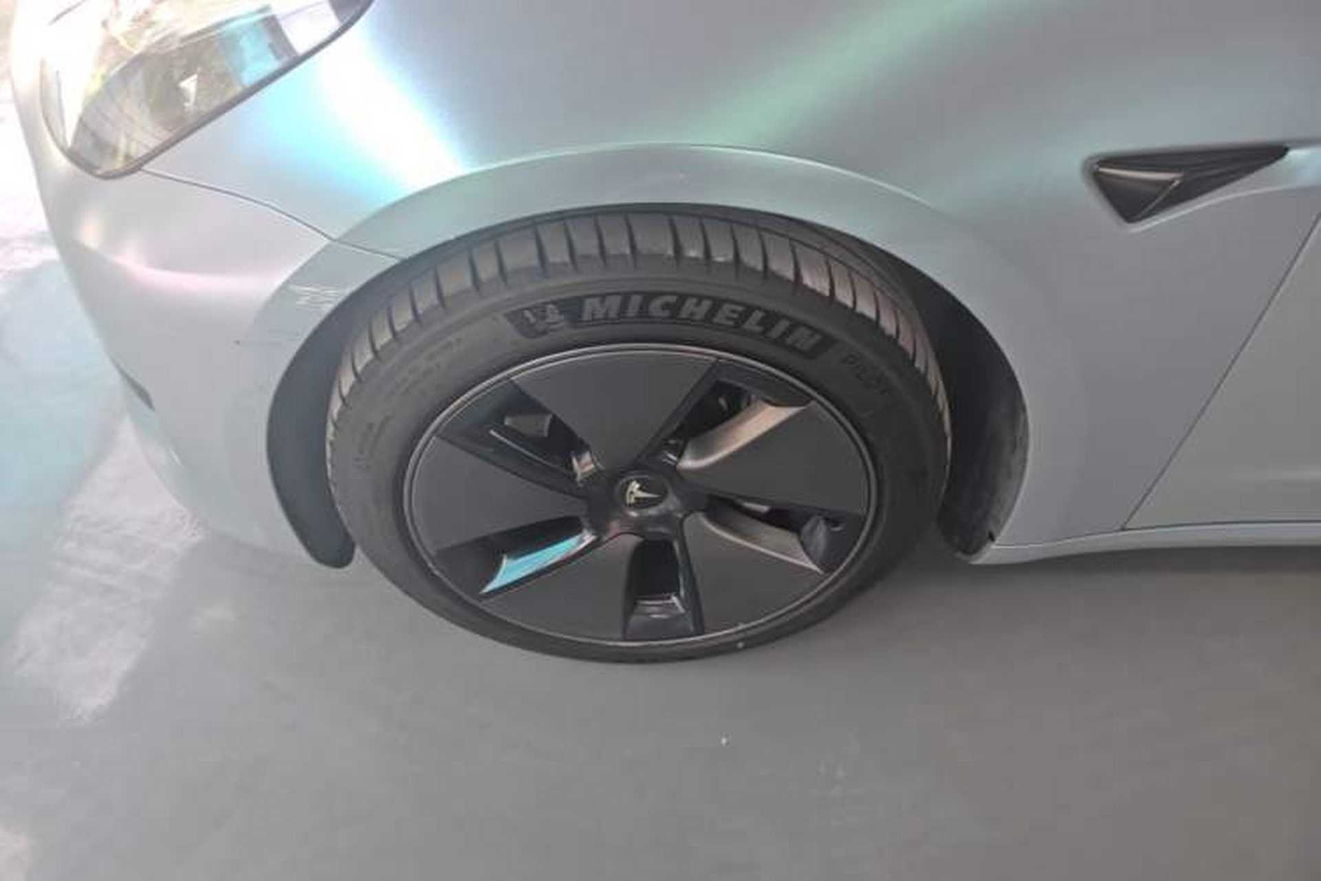 Used Tesla Model 3 2021 Standard Range Rear-Drive Upgraded Version Left Front Wheel Hub