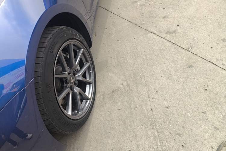 Used Tesla Model 3 2021 Standard Range Rear-Wheel Drive Upgraded Version 3D6 Left Front Wheel Hub