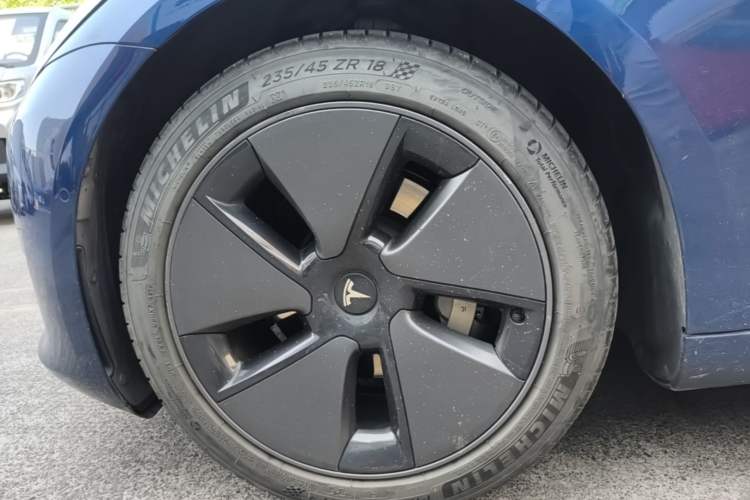 Used Tesla Model 3 2021 Standard Range Rear-Drive Upgraded Version Left Front Wheel Hub