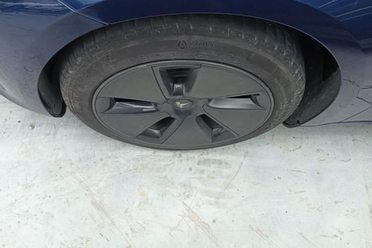 Used Tesla Model 3 2021 Standard Range Rear-Drive Upgraded Version Left Front Wheel Hub