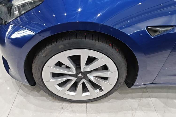 Used Tesla Model 3 2021 Standard Range Rear-Drive Upgraded Version Left Front Wheel Hub