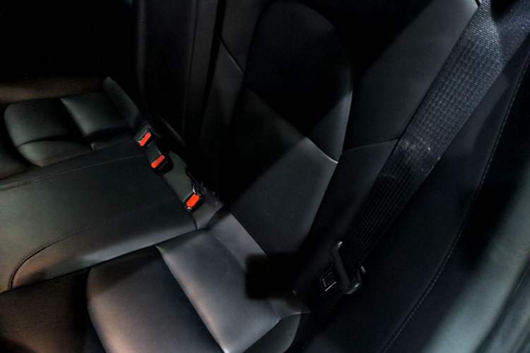 Used Tesla Model 3 2021 Standard Range Rear-Drive Upgraded Version Left Rear Seat