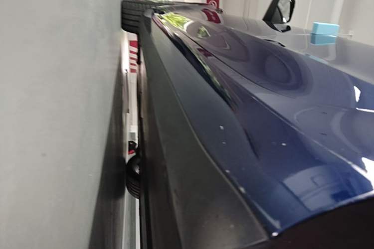 Used Tesla Model 3 2021 Performance High-Performance All-Wheel-Drive Version Left Side Sill