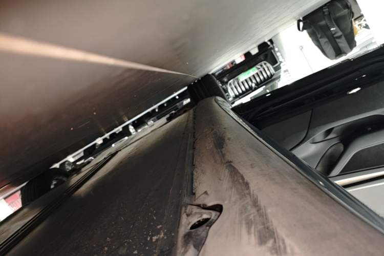 Used Tesla Model 3 2021 Standard Range Rear-Drive Upgraded Version Left Side Sill