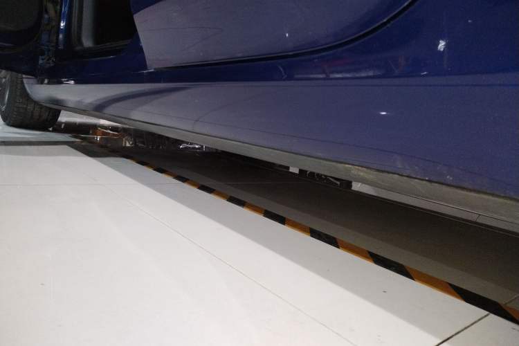 Used Tesla Model 3 2021 Standard Range Rear-Drive Upgraded Version Left Side Sill