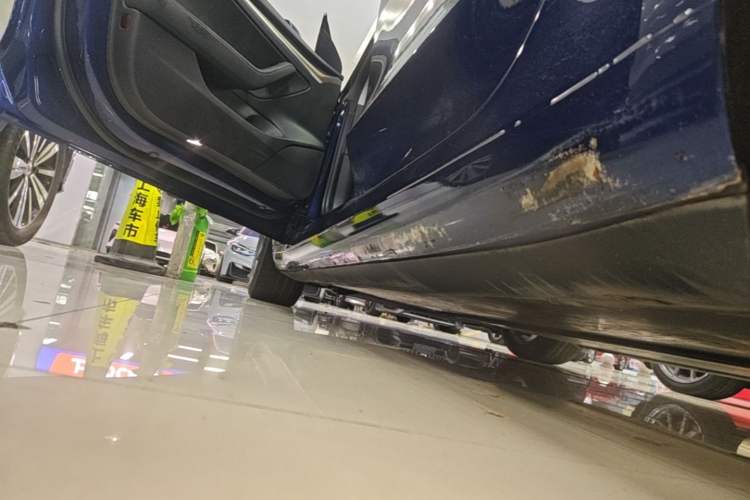 Used Tesla Model 3 2021 Standard Range Rear-Drive Upgraded Version Left Side Sill
