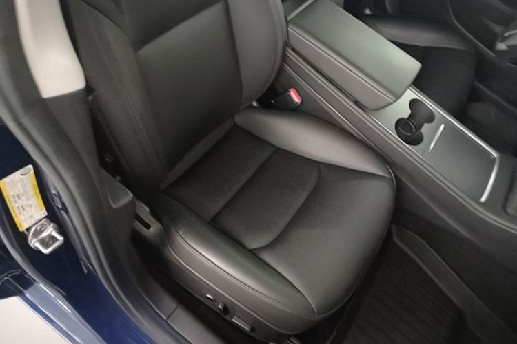 Used Tesla Model 3 2021 Performance High-Performance All-Wheel-Drive Version Right Front Seat