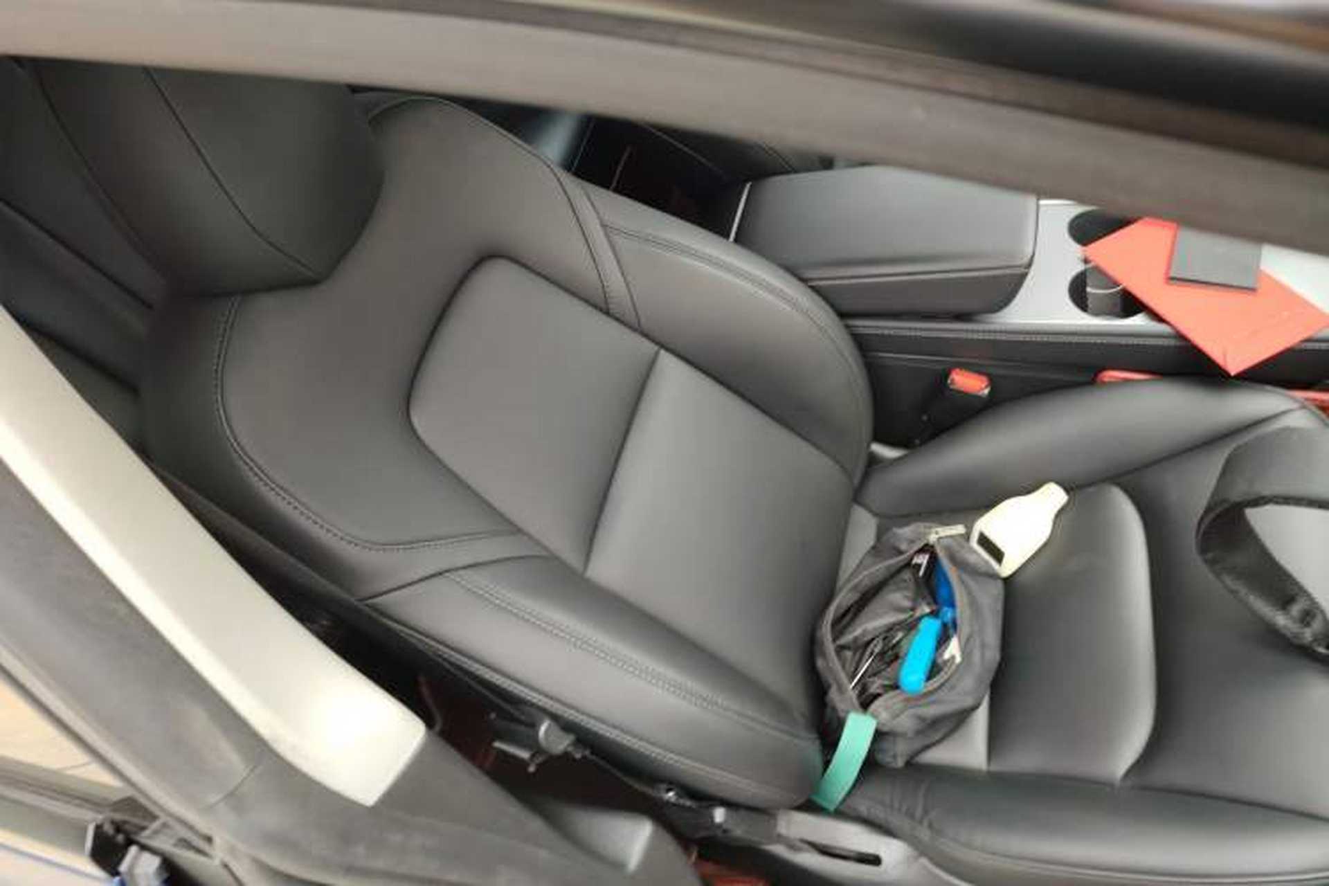 Used Tesla Model 3 2021 Standard Range Rear-Drive Upgraded Version Right Front Seat