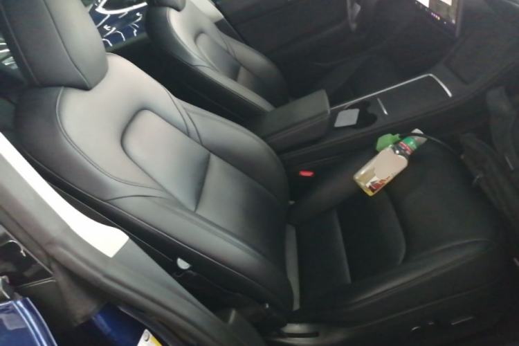 Used Tesla Model 3 2021 Performance High-Performance All-Wheel-Drive Version Right Front Seat