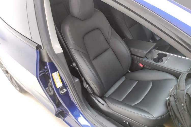 Used Tesla Model 3 2021 Performance High-Performance All-Wheel-Drive Version Right Front Seat