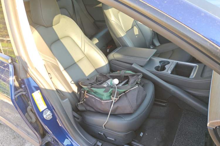 Used Tesla Model 3 2021 Standard Range Rear-Drive Upgraded Version Right Front Seat