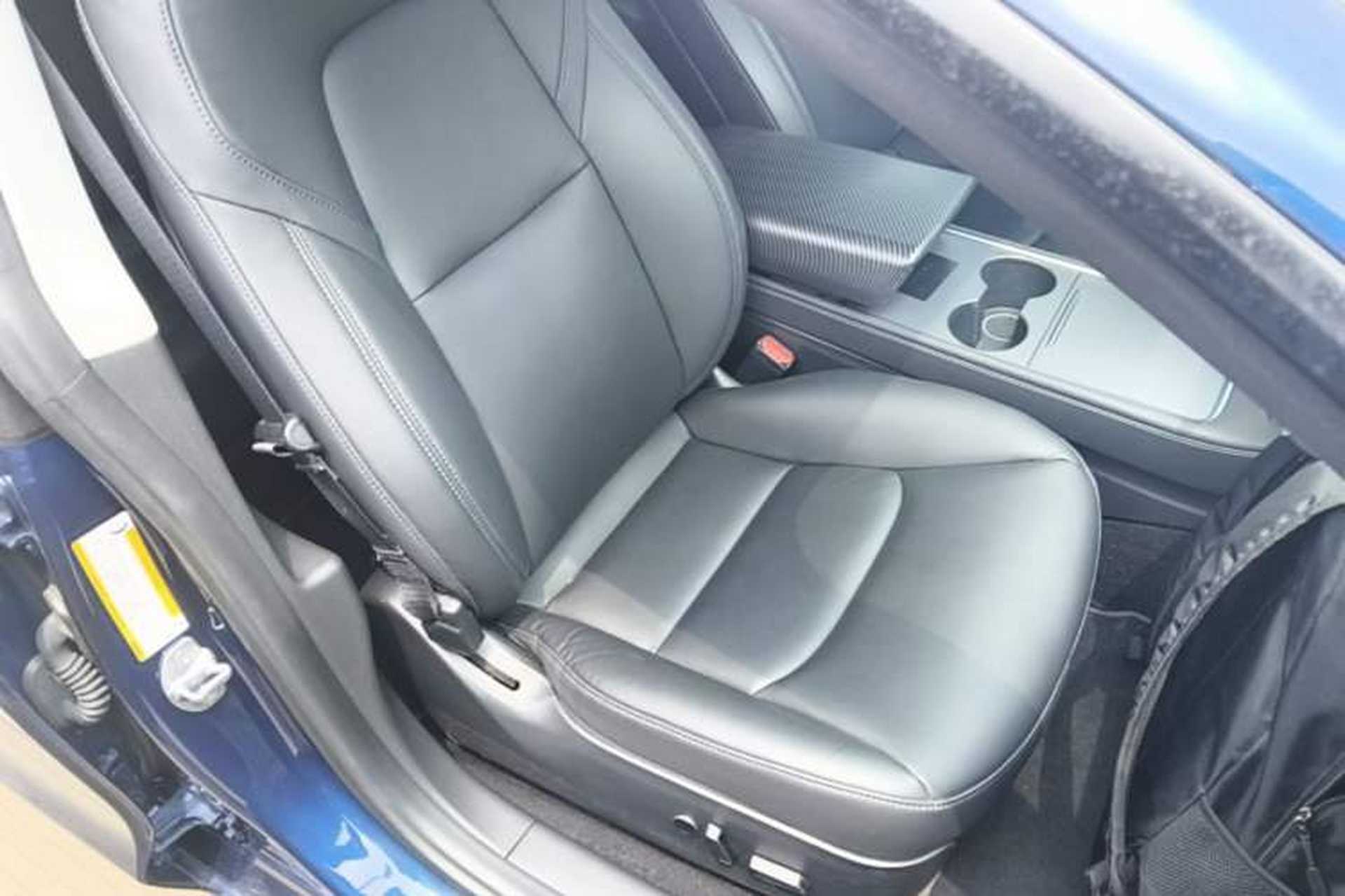 Used Tesla Model 3 2021 Standard Range Rear-Drive Upgraded Version Right Front Seat