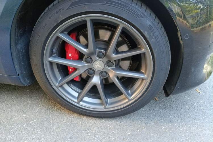Used Tesla Model 3 2021 Revised Version Standard Range Rear-Wheel Drive Upgraded Edition 3D1 Right Front Wheel Hub