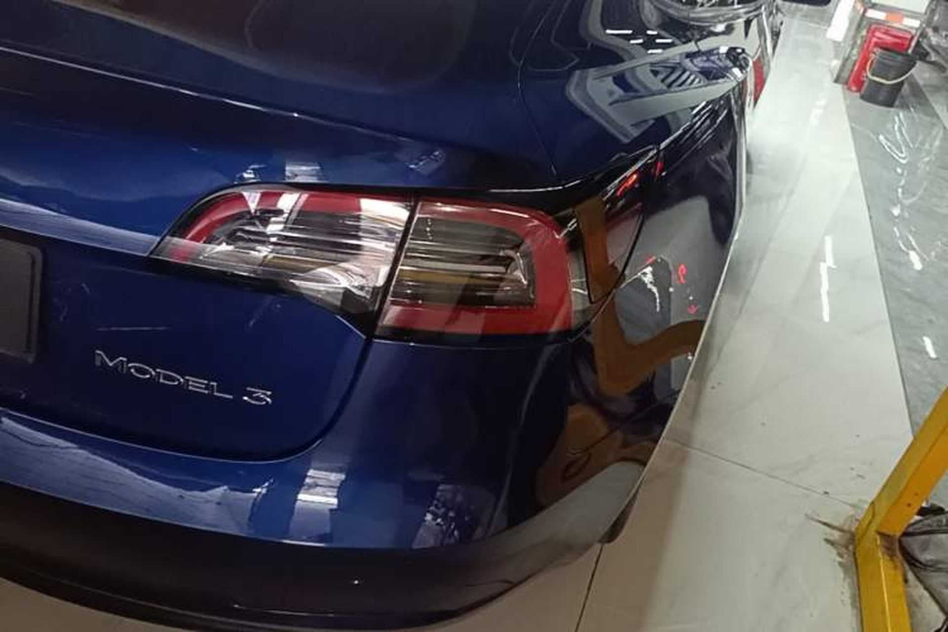 Used Tesla Model 3 2021 Standard Range Rear-Wheel Drive Upgraded Version 3D6 Right Rear Taillight