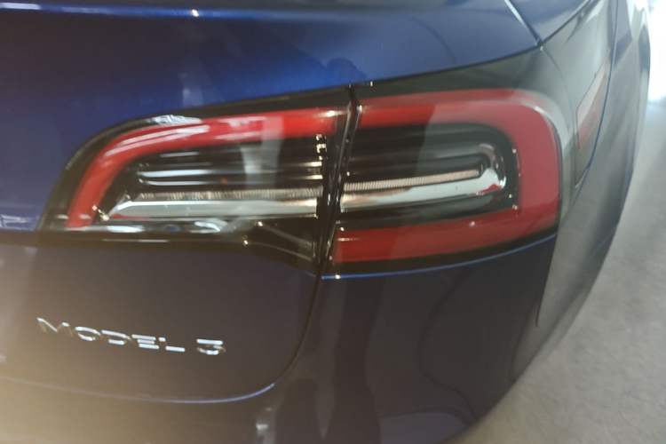 Used Tesla Model 3 2021 Revised Version Standard Range Rear-Wheel Drive Upgraded Edition 3D1 Right Rear Taillight