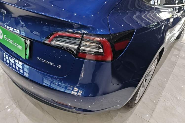 Used Tesla Model 3 2021 Standard Range Rear-Drive Upgraded Version Right Rear Taillight