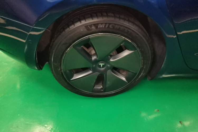 Used Tesla Model 3 2021 Standard Range Rear-Drive Upgraded Version Right Rear Wheel Hub