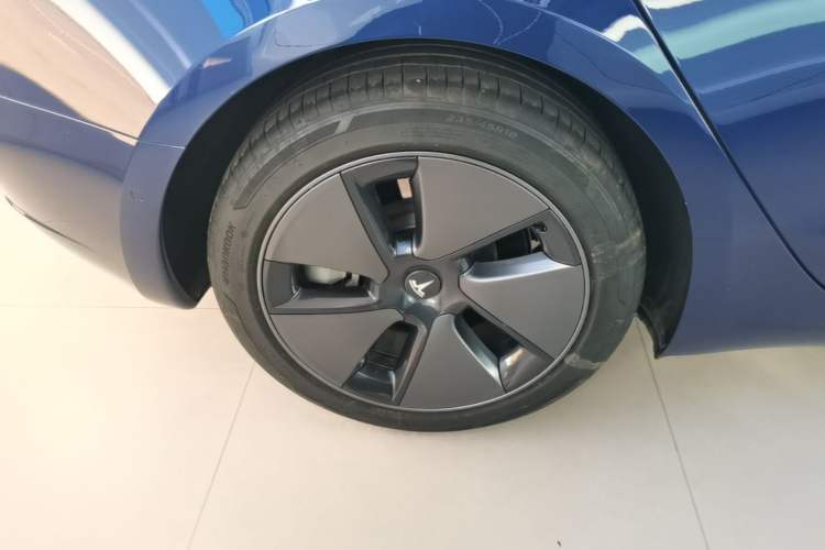 Used Tesla Model 3 2021 Standard Range Rear-Drive Upgraded Version Right Rear Wheel Hub