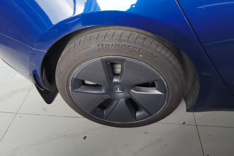 Used Tesla Model 3 2021 Standard Range Rear-Drive Upgraded Version Right Rear Wheel Hub