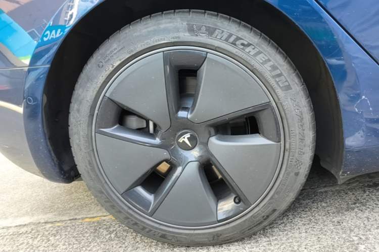 Used Tesla Model 3 2021 Standard Range Rear-Drive Upgraded Version Right Rear Wheel Hub