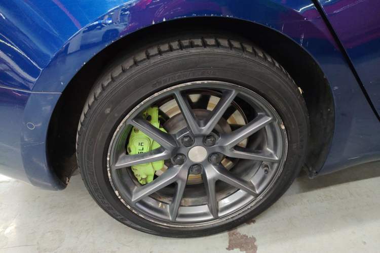 Used Tesla Model 3 2021 Standard Range Rear-Wheel Drive Upgraded Version 3D6 Right Rear Wheel Hub