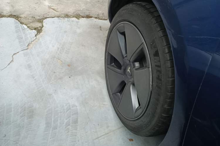 Used Tesla Model 3 2021 Standard Range Rear-Drive Upgraded Version Right Rear Wheel Hub