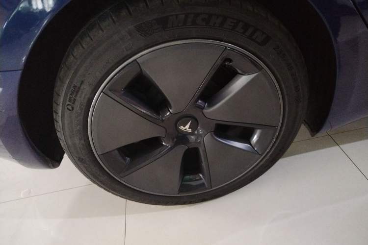Used Tesla Model 3 2021 Standard Range Rear-Drive Upgraded Version Right Rear Wheel Hub