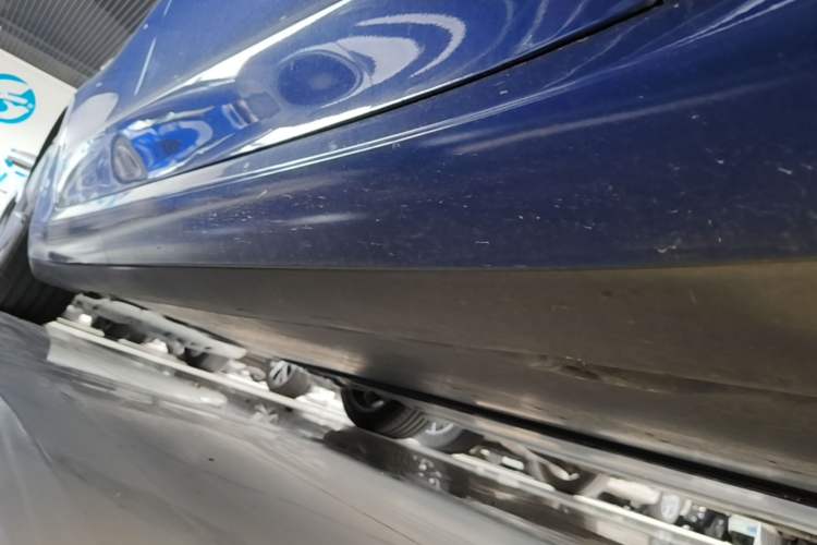 Used Tesla Model 3 2021 Standard Range Rear-Drive Upgraded Version Right Side Sill