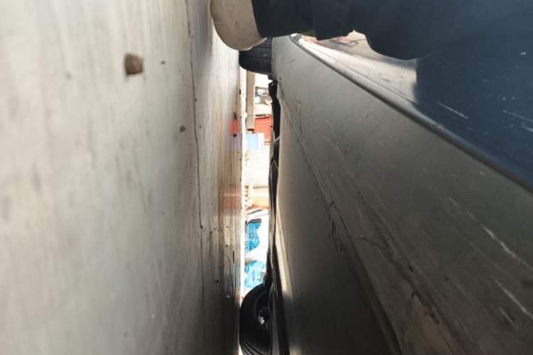 Used Tesla Model 3 2021 Standard Range Rear-Drive Upgraded Version Right Side Sill
