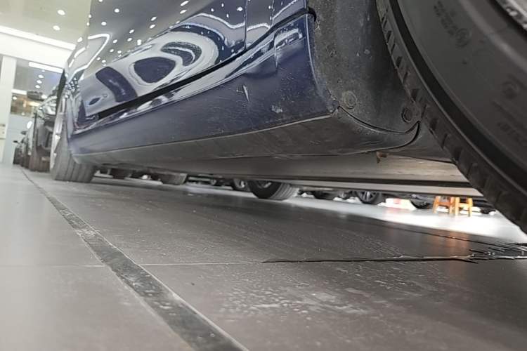 Used Tesla Model 3 2021 Standard Range Rear-Drive Upgraded Version Right Side Sill