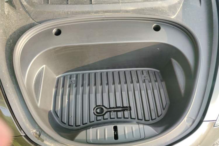 Used Tesla Model 3 2021 Performance High-Performance All-Wheel-Drive Version Engine Bay