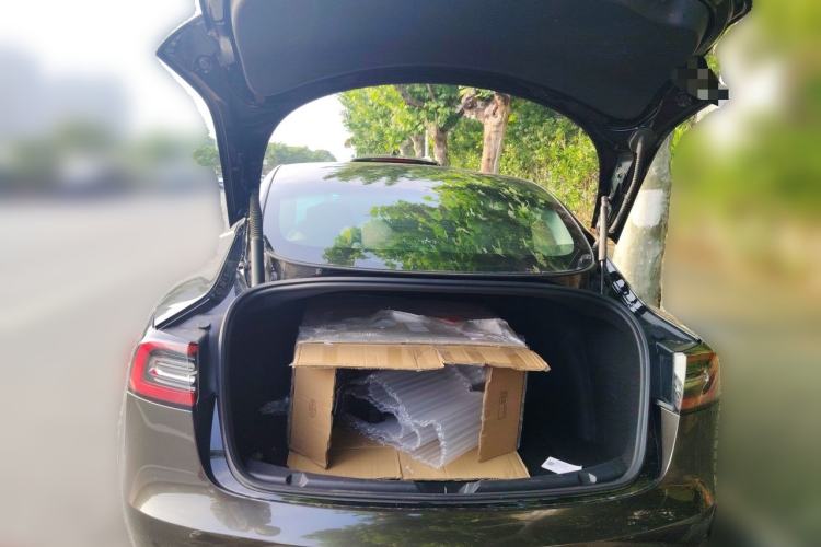 Used Tesla Model 3 2021 Performance High-Performance All-Wheel-Drive Version Trunk