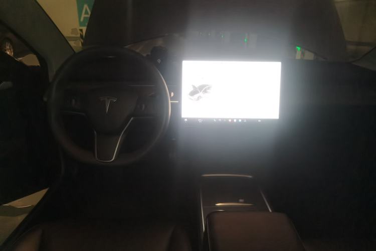 Used Tesla Model 3 2021 Revised Version Standard Range Rear-Wheel Drive Upgraded Edition 3D1 Center Console