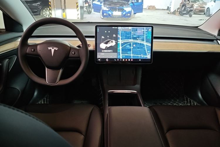 Used Tesla Model 3 2021 Standard Range Rear-Wheel Drive Upgraded Version 3D6 Center Console