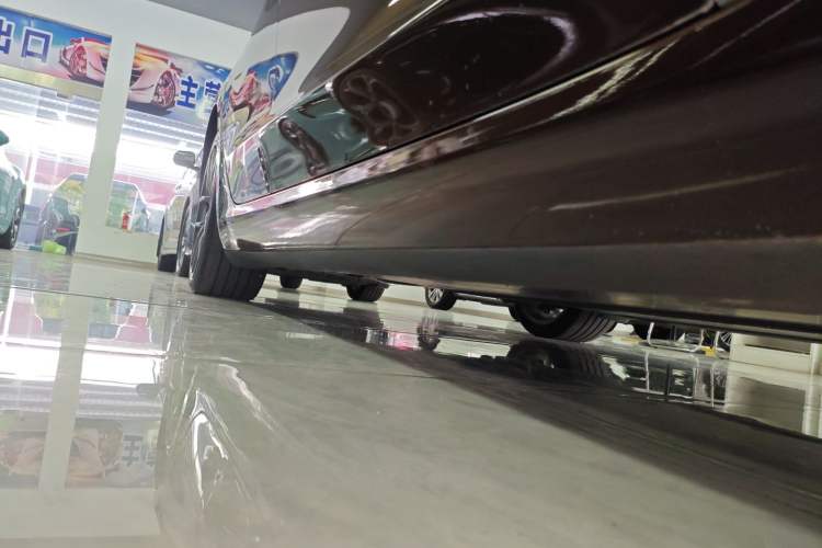 Used Tesla Model 3 2021 Performance High-Performance All-Wheel-Drive Version Right Side Sill