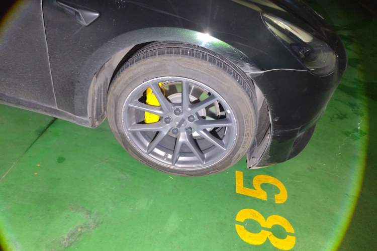 Used Tesla Model 3 2021 Revised Version Standard Range Rear-Wheel Drive Upgraded Edition 3D1 Right Front Wheel Hub