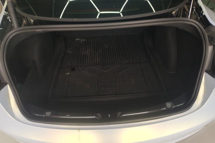 Used Tesla Model 3 2021 Performance High-Performance All-Wheel-Drive Version Trunk