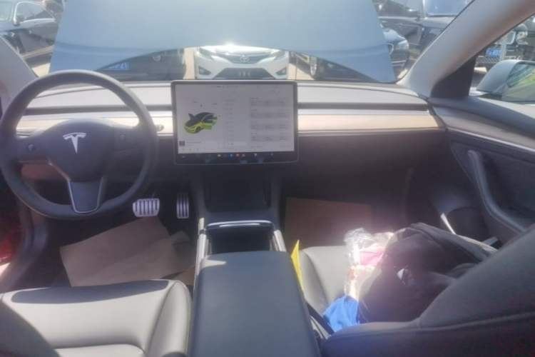 Used Tesla Model 3 2021 Performance High-Performance All-Wheel-Drive Version 3D6 Audio And AC Panel