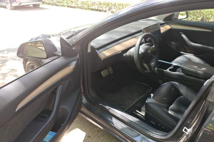 Used Tesla Model 3 2021 Revised Performance Version with All-Wheel Drive 3D1 Driver Seat