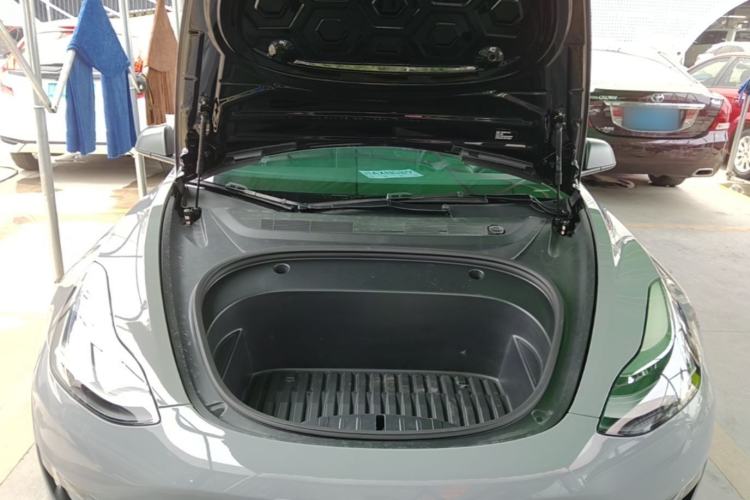 Used Tesla Model 3 2021 Revised Version II – Performance High-Performance All-Wheel-Drive Edition Engine Bay