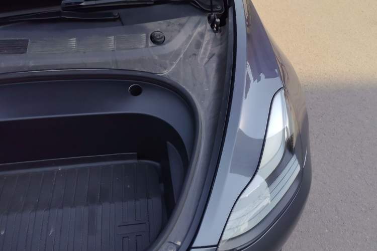 Used Tesla Model 3 2021 Standard Range Rear-Wheel Drive Upgraded Version 3D6 Engine Bay Left