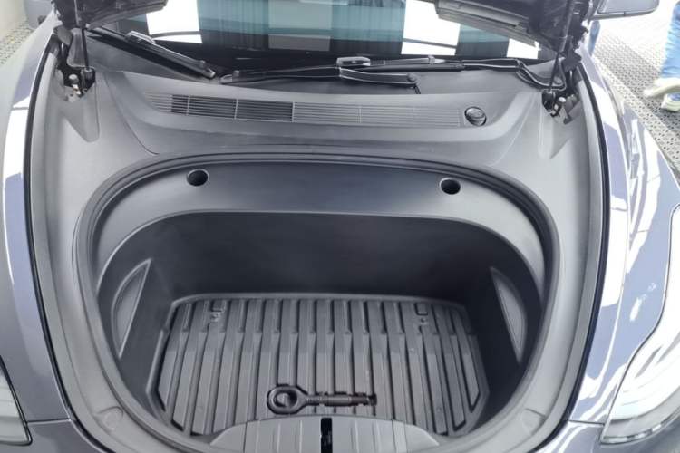 Used Tesla Model 3 2021 Standard Range Rear-Wheel Drive Upgraded Version 3D6 Engine Bay