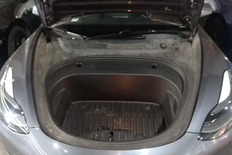 Used Tesla Model 3 2021 Standard Range Rear-Drive Upgraded Version Engine Bay