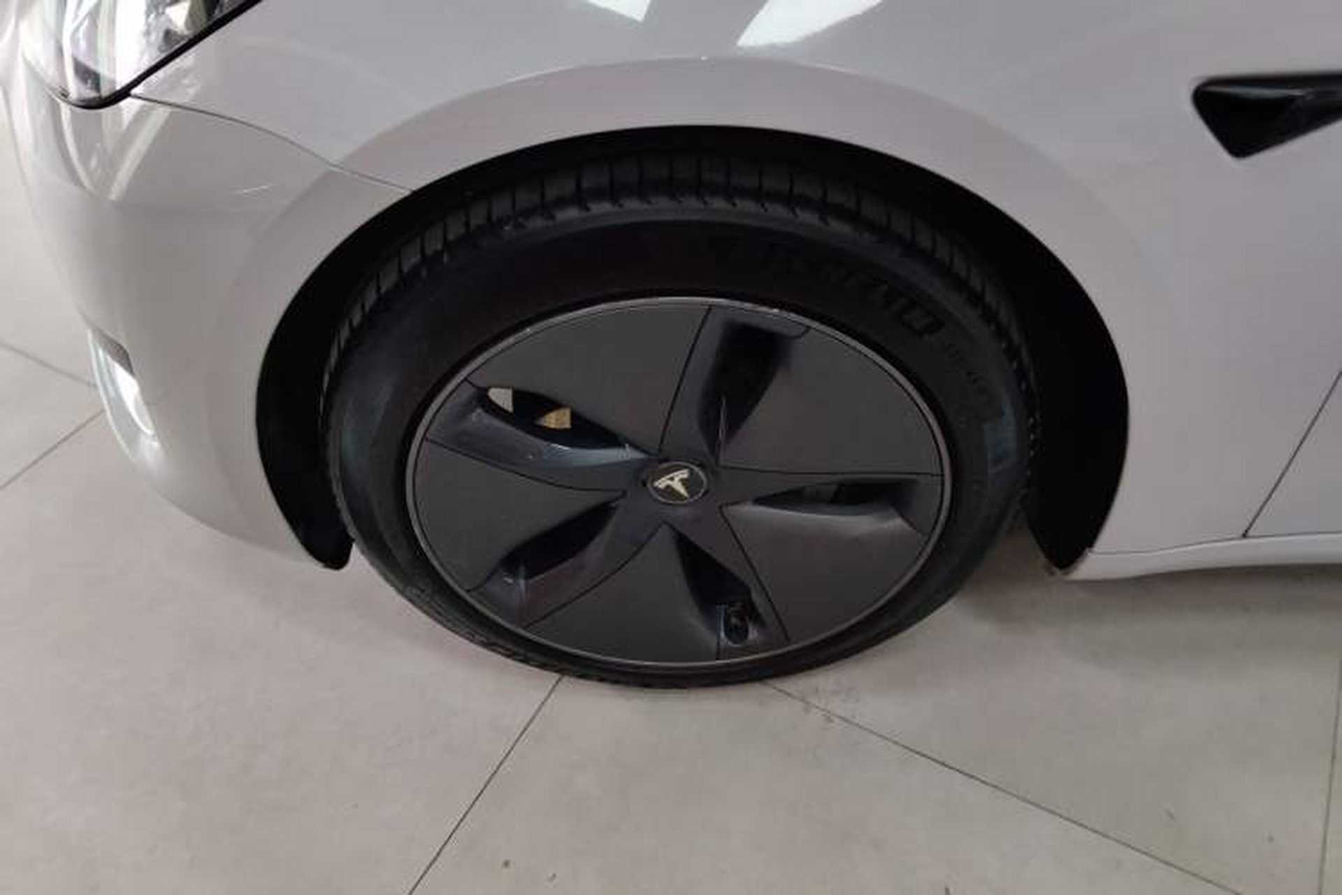 Used Tesla Model 3 2021 Standard Range Rear-Wheel Drive Upgraded Version 3D6 Exterior 4