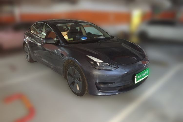 Used Tesla Model 3 2021 Standard Range Rear-Drive Upgraded Version Front Right 45 Deg