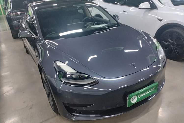 Used Tesla Model 3 2021 Standard Range Rear-Drive Upgraded Version Front Right 45 Deg
