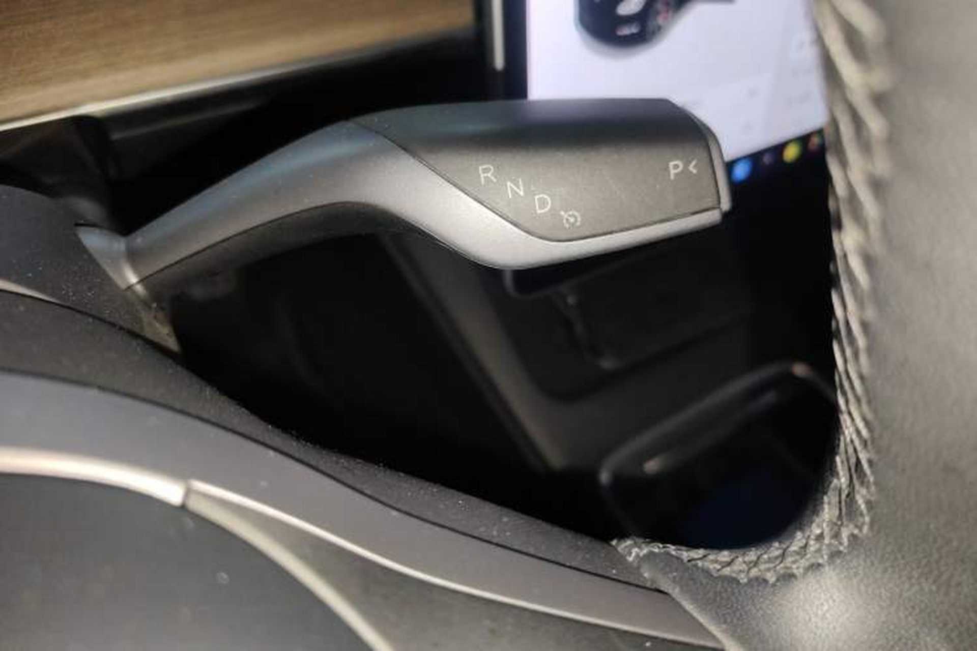 Used Tesla Model 3 2021 Performance High-Performance All-Wheel-Drive Version Gear Lever