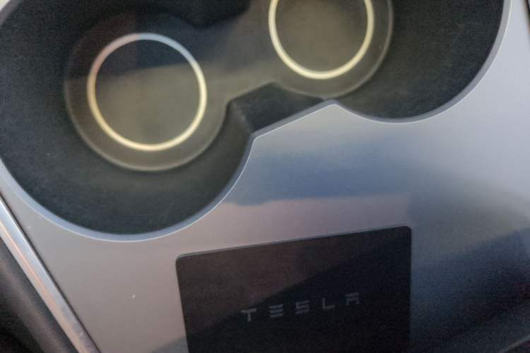 Used Tesla Model 3 2021 Standard Range Rear-Drive Upgraded Version Interior 1
